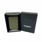 ZIPPO/49597 Maze с покр. Black Matte, латунь/сталь, чёрная, матов., 38x13x57 мм